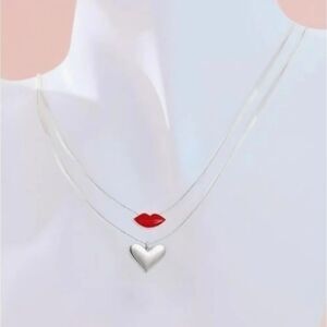 ☔️🩵⏭️NIB Red Lips & Heart Double Layered Reversible Necklace